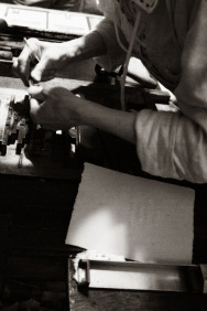 Lettrpress printer at work